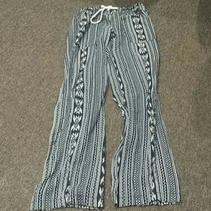 TRADE....Patterned pants